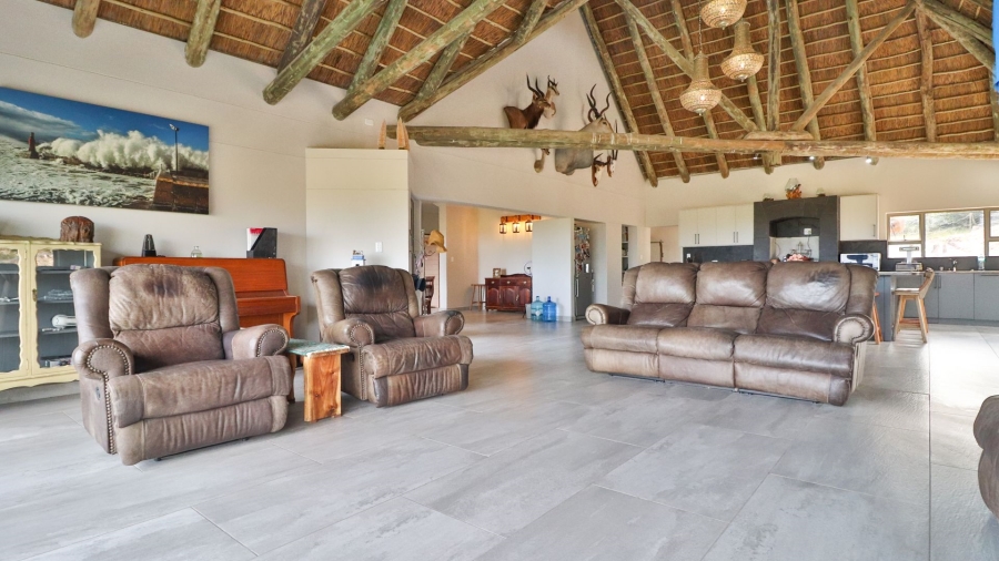 3 Bedroom Property for Sale in Stilbaai Wes Western Cape